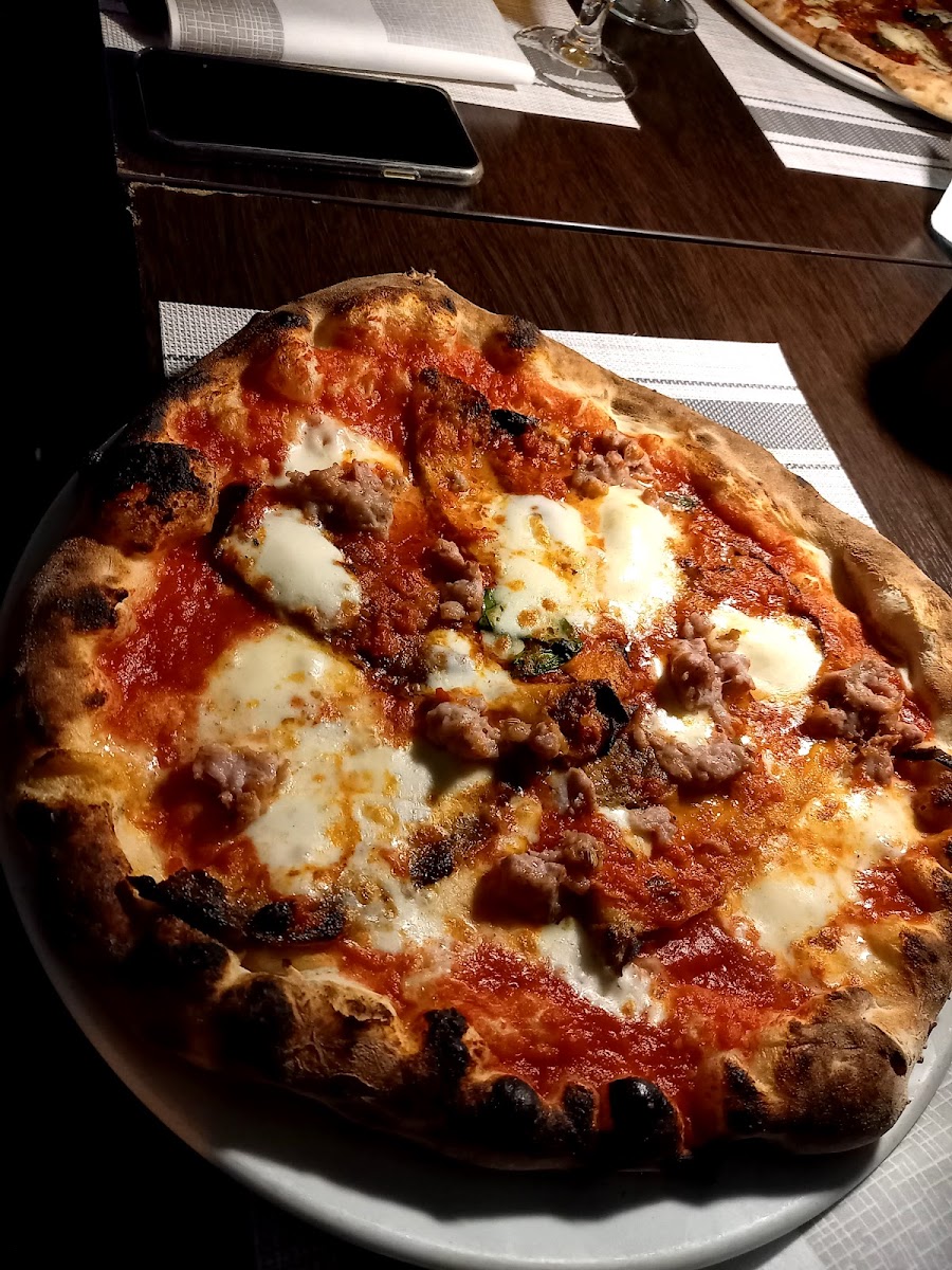 Fratelli Cavallaro Pizzeria & Trattoria Napoletana-10